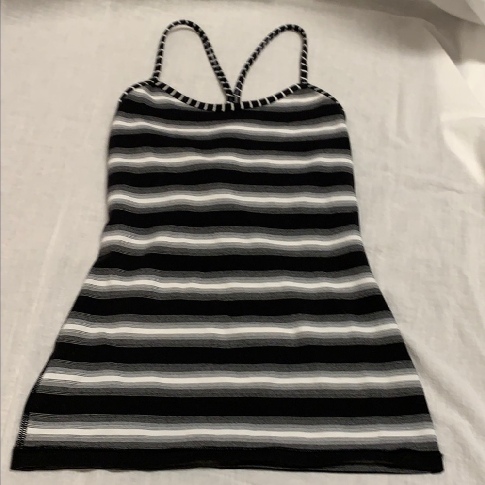 Lululemon workout tank
